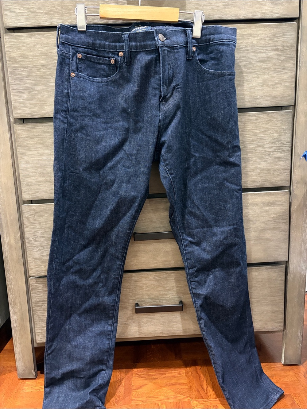 Men's Dark Blue Denim Jeans - Classic Straight Fit - lucky brand
